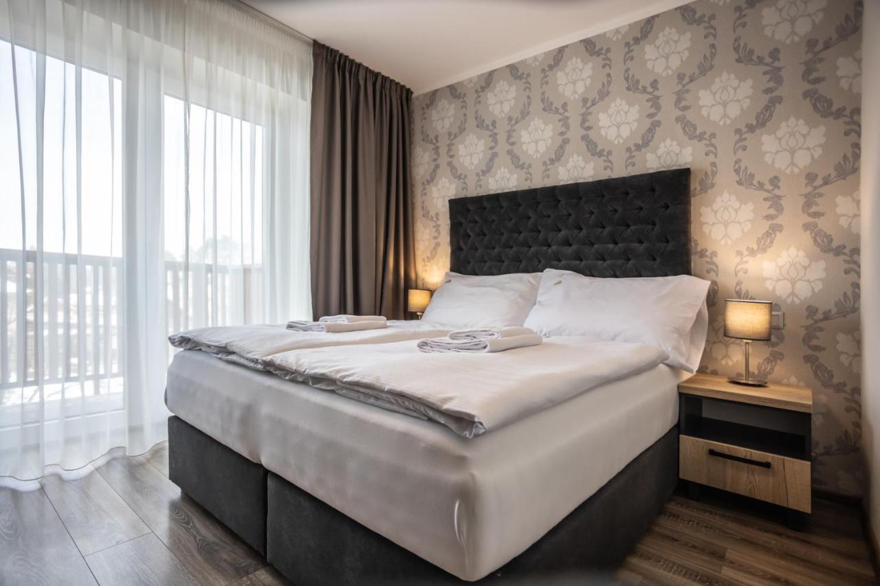 Hotel Demanova Apartments - Dependance ลิฟตอฟสกีมิคูลาช ภายนอก รูปภาพ